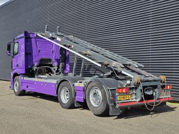 Mercedes-Benz AROCS 3345 / NCH 25T CONTAINER-SYSTEM / CABLE